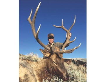 SNS OUTFITTER BULL ELK WYOMING 2017 9